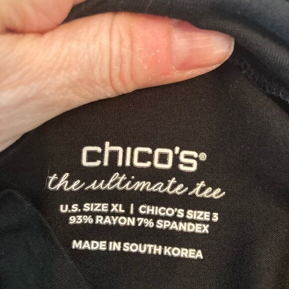 Chico's Classic Black Sleeveless longer Top w/ mock turtle higher neck NWOT - Picture 5 of 6